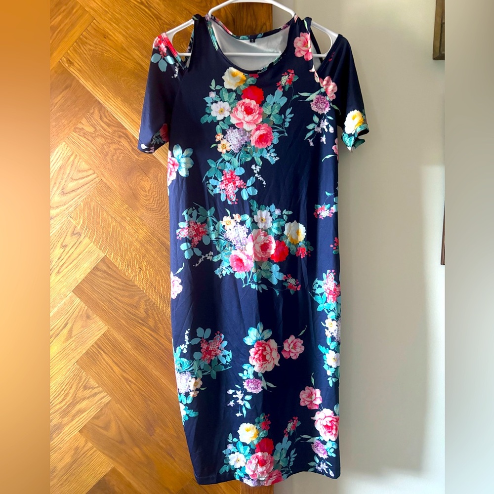 Floral Cold Shoulder Maternity Dress